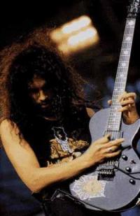 "Learn to play like Kirk Hammett"  Lick Library