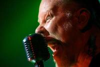 20091108_08hetfield_gallery.jpg