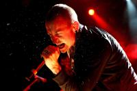 Певец группы Linkin Park Честер Беннингтон покончил жизнь самоубийством